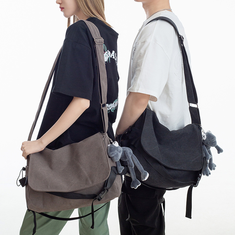 Solid Color Flip Cover Canvas  - đánh giá và giá Canvas Backpack Casual